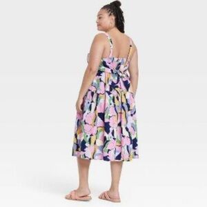 Women’s Sleeveless Tie-Back Tiered Dress Ava & Viv Floral Size 1X